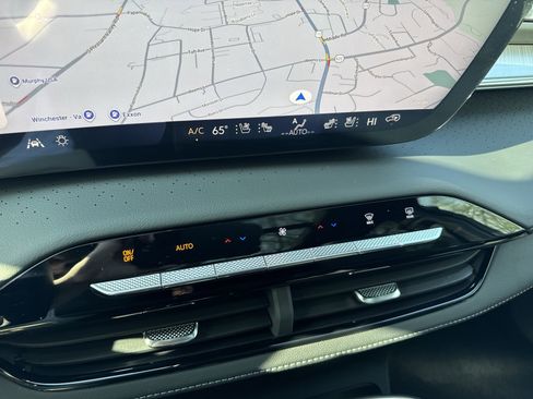 New 2026 Buick Enclave Avenir w/ Super Cruise Package AWD/4WD image 17
