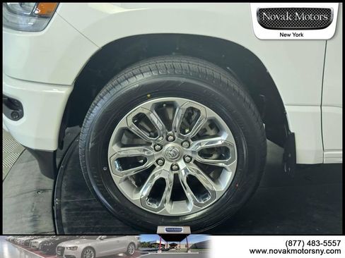 Used 2023 RAM 1500 Laramie AWD/4WD image 5
