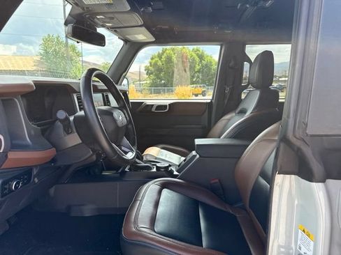 Used 2024 Ford Bronco Outer Banks w/ Sasquatch Package AWD/4WD image 21