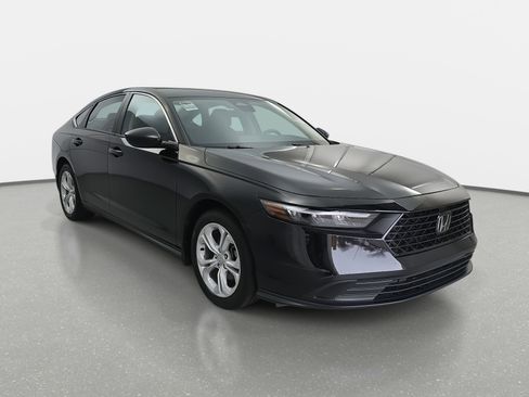 Used 2024 Honda Accord LX image 3