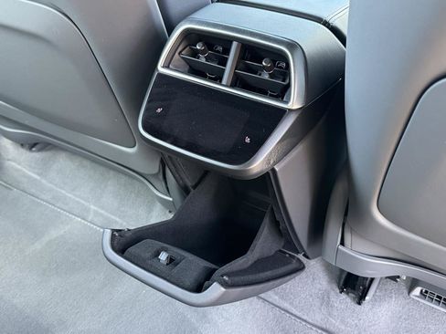 Used 2023 Lucid Air Pure AWD/4WD image 17