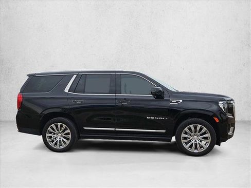 Used 2023 GMC Yukon Denali w/ Denali Reserve Package AWD/4WD image 10