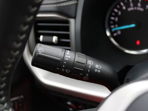 Used 2024 Ford Expedition XLT AWD/4WD image 11