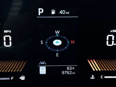 Used 2026 Kia Carnival FWD image 38