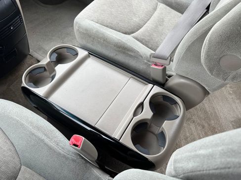 Used 2005 Toyota Sienna CE image 27