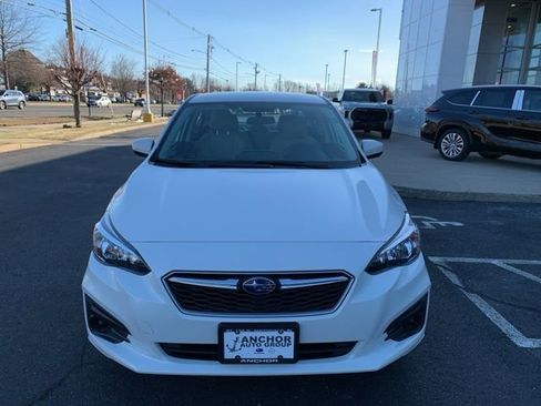 Used 2017 Subaru Impreza 2.0i Premium image 9