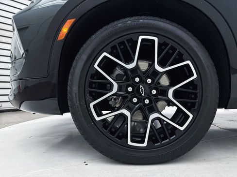 Used 2023 Chevrolet Blazer RS w/ Driver Confidence II Package image 13