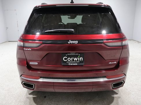 Used 2024 Jeep Grand Cherokee Overland w/ Trailer Tow Package AWD/4WD image 3