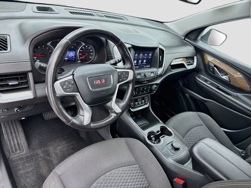 Used 2020 GMC Terrain SLE w/ LPO, Floor Liner Package FWD image 7