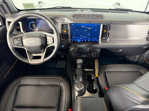 Used 2024 Ford Bronco Badlands AWD/4WD image 12