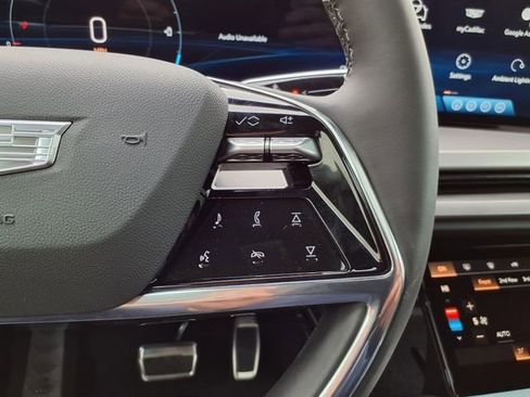 New 2026 Cadillac Vistiq Luxury image 35