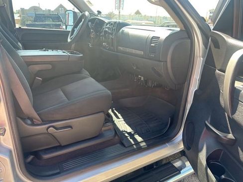 Used 2013 Chevrolet Silverado 2500 LT w/ Texas Edition image 8