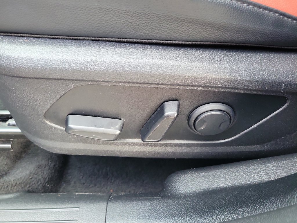 Used 2023 Kia Sportage SX FWD image 16