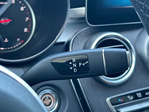 Used 2019 Mercedes-Benz C 300 Sedan image 20