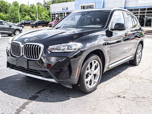 Used 2023 BMW X3 xDrive30i image 3
