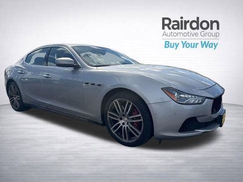 Used 2017 Maserati Ghibli S image 1