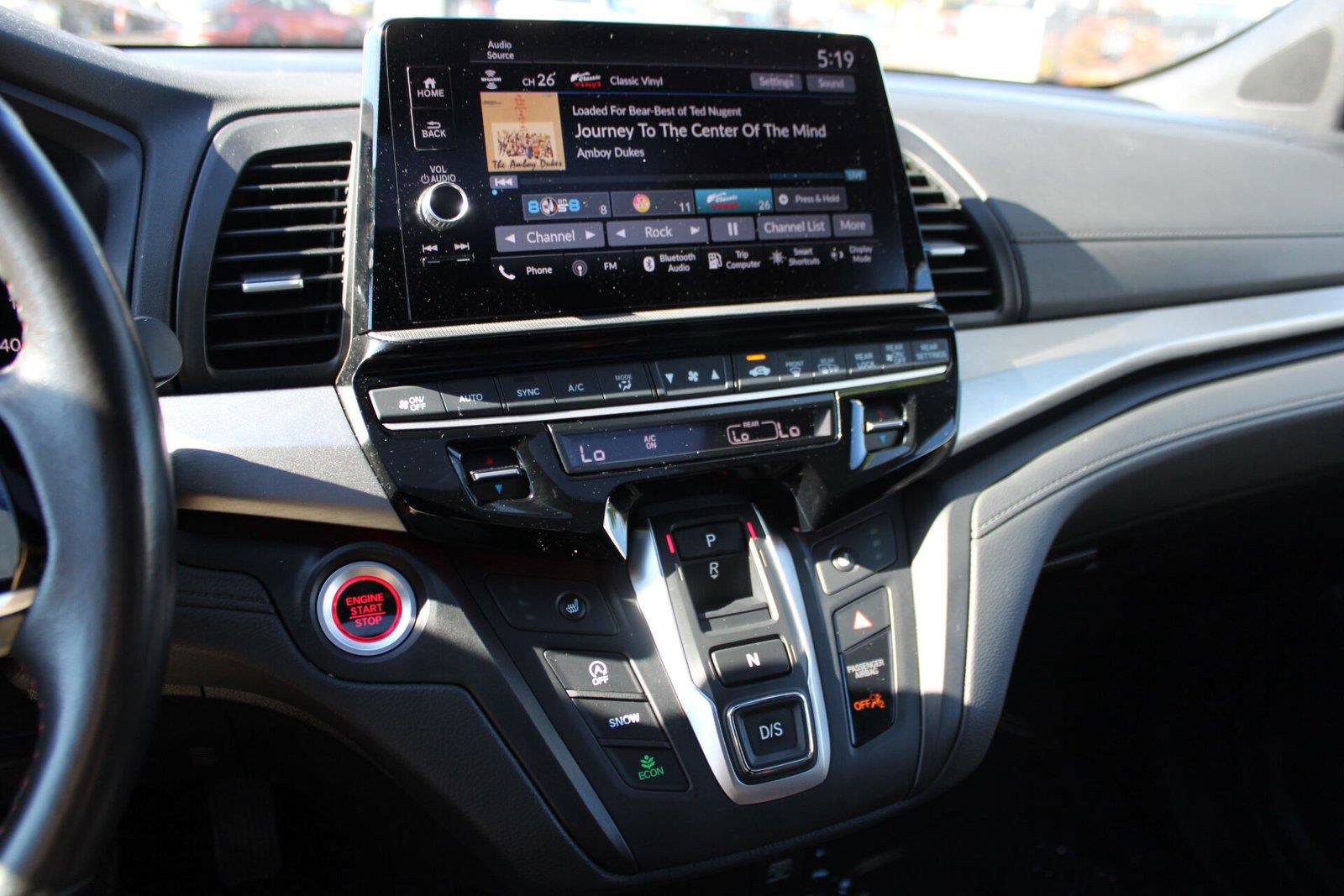 Used 2025 Honda Odyssey Sport-L image 31