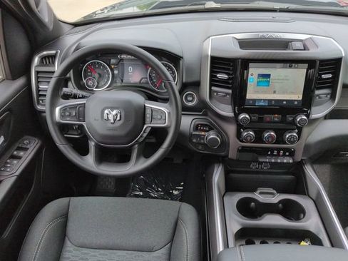 New 2026 RAM 1500 Express AWD/4WD image 15
