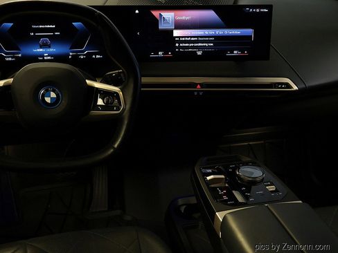 Used 2023 BMW iX M60 image 17