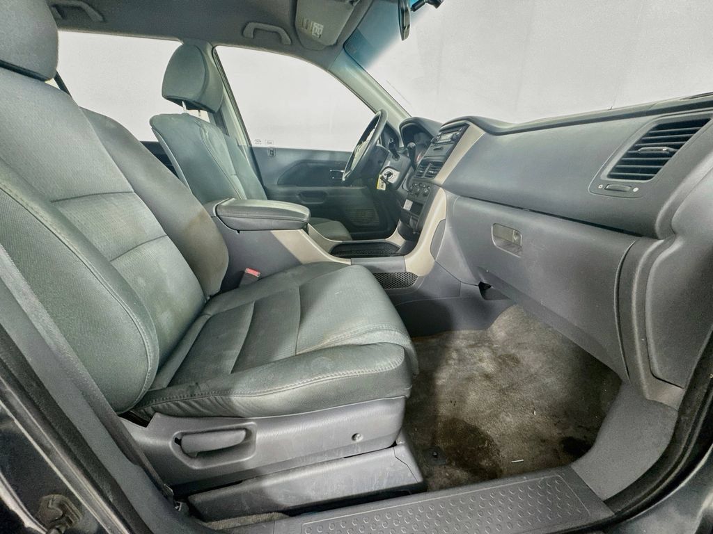 Used 2006 Honda Pilot LX image 32