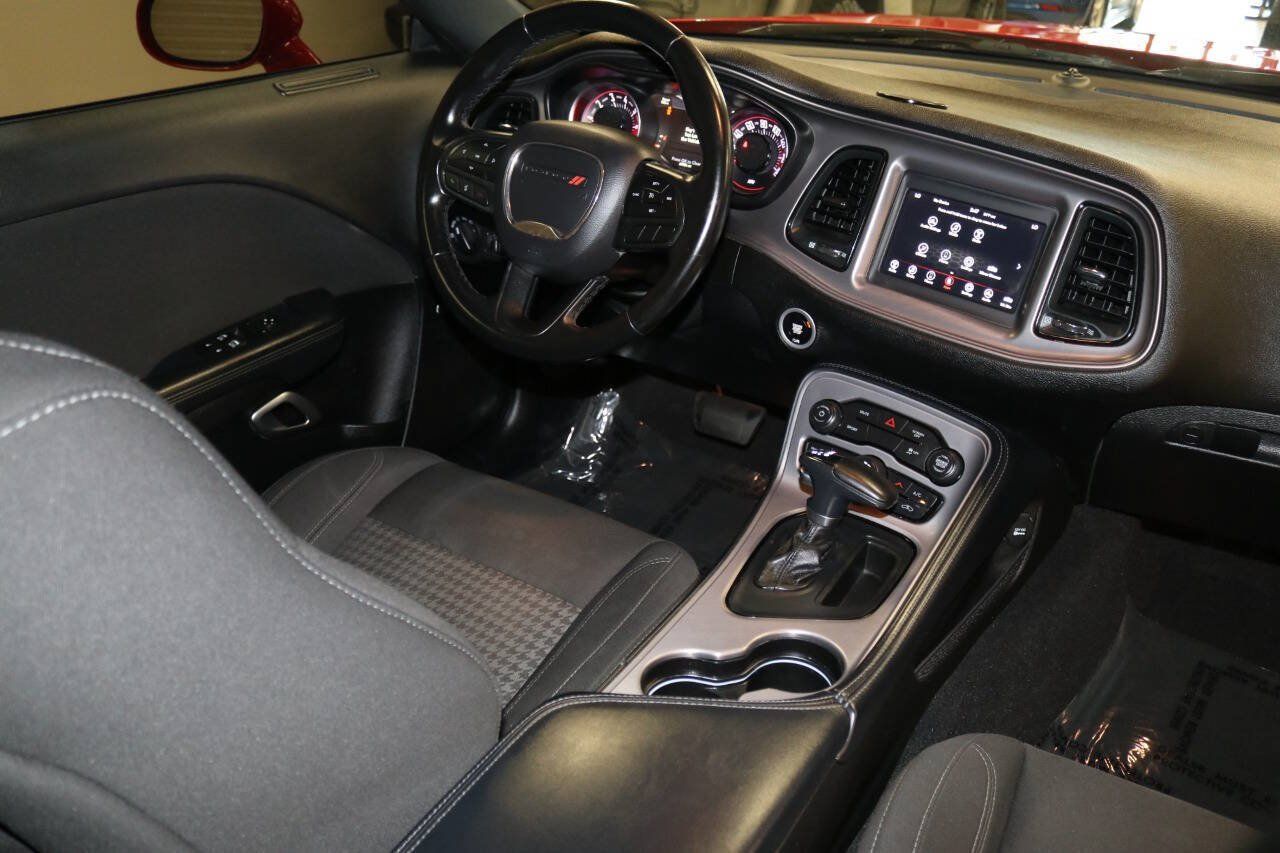 Used 2023 Dodge Challenger SXT RWD image 75