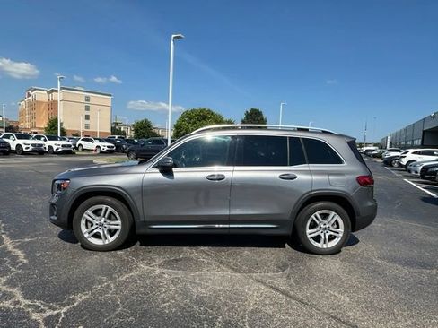 Used 2021 Mercedes-Benz GLB 250 4MATIC image 7