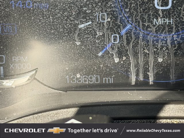 Used 2019 Cadillac Escalade ESV Premium Luxury AWD/4WD image 17