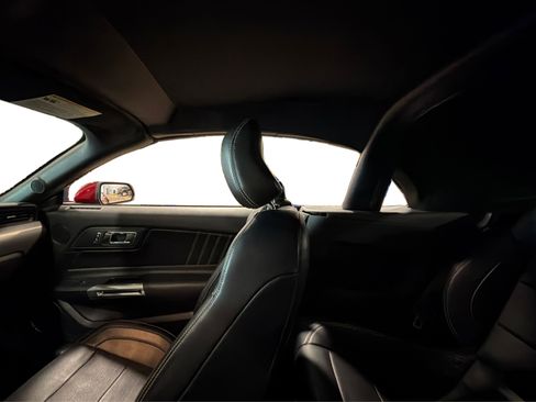 Used 2015 Ford Mustang GT Premium w/ Equipment Group 401A RWD image 37