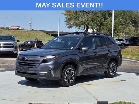 Used 2026 Subaru Forester Premium AWD/4WD image 7