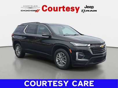 Used 2023 Chevrolet Traverse LT
