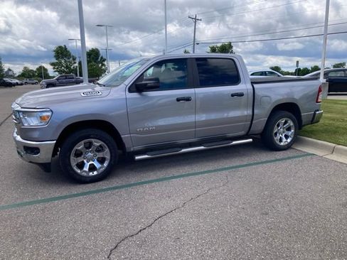 Used 2023 RAM 1500 Big Horn AWD/4WD image 2