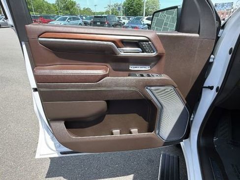 Used 2024 GMC Sierra 1500 Denali w/ Denali Reserve Package AWD/4WD image 14