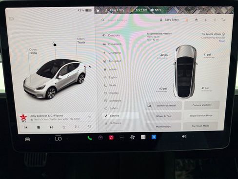 Used 2021 Tesla Model Y Long Range AWD/4WD image 49