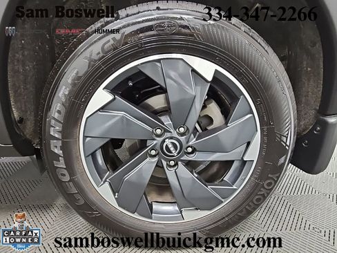 Used 2026 Nissan Rogue SV AWD/4WD image 39