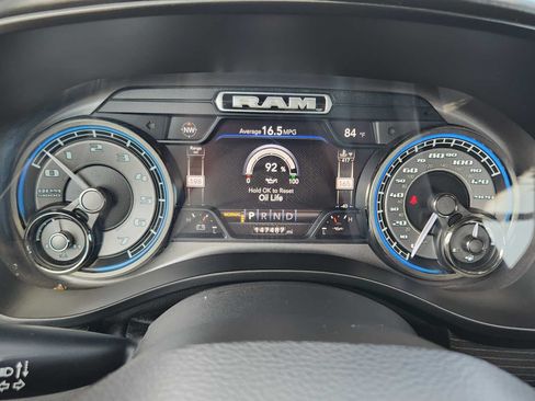 Used 2019 RAM 1500 Limited AWD/4WD image 18