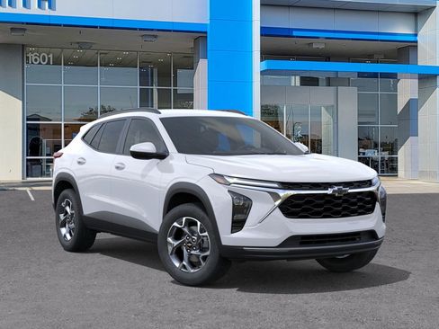 New 2026 Chevrolet Trax LT w/ LPO, Blackout Package image 7