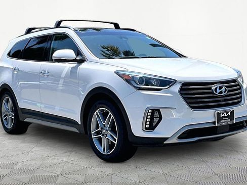 Used 2017 Hyundai Santa Fe Limited FWD image 5