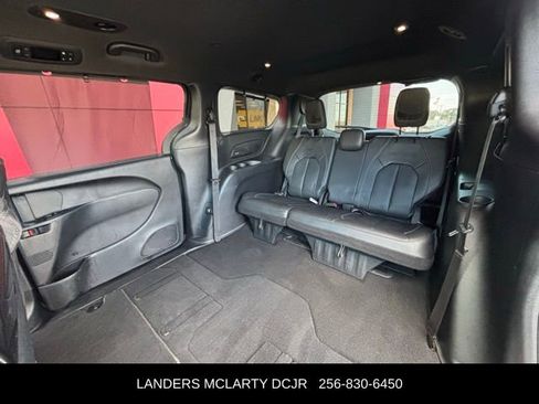 Used 2020 Chrysler Pacifica Touring-L w/ Premium Audio Group image 21