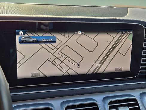 Used 2025 Mercedes-Benz GLS 450 4MATIC image 37