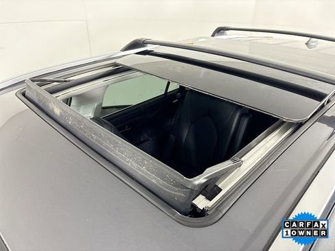 Used 2023 Toyota Highlander Platinum image 22