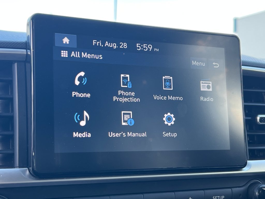 Used 2025 Hyundai Venue SEL FWD image 24