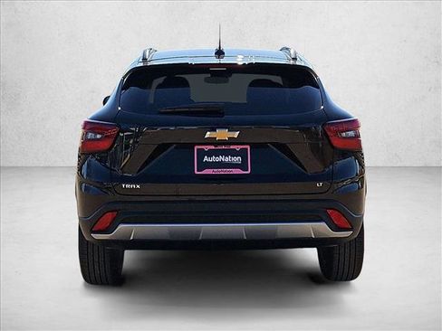 New 2026 Chevrolet Trax LT w/ LT Convenience Package image 8