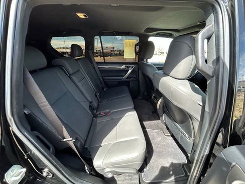 Used 2021 Lexus GX 460 Premium w/ Premium Package AWD/4WD image 29