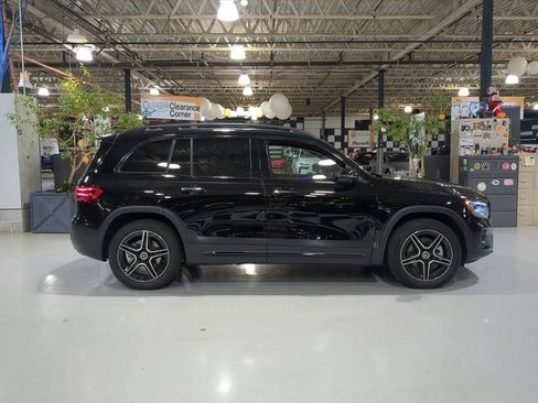 Used 2026 Mercedes-Benz GLB 250 4MATIC image 7