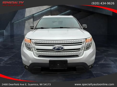 Used 2015 Ford Explorer XLT AWD/4WD image 4