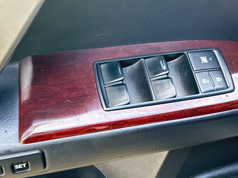 Used 2017 Lexus GX 460 Luxury w/ Preferred Accessory Package image 12