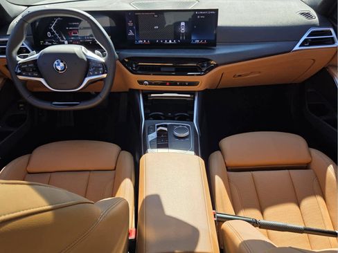 Certified 2025 BMW 330i xDrive Sedan AWD/4WD image 10