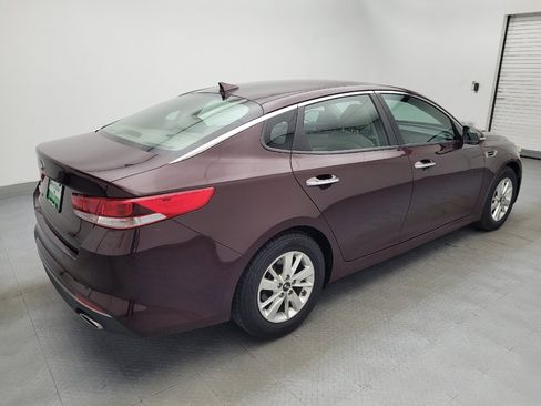 Used 2018 Kia Optima LX image 10