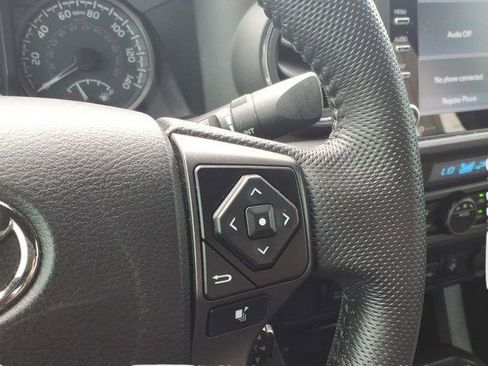 Certified 2021 Toyota Tacoma TRD Sport AWD/4WD image 10