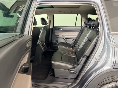 Used 2023 Volkswagen Atlas SEL image 31